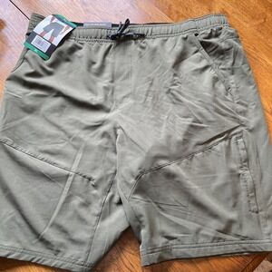 NWT -Gerry Men's XL Pull On Trail Short -Olive Green Drawstring Waist -5 Pockets